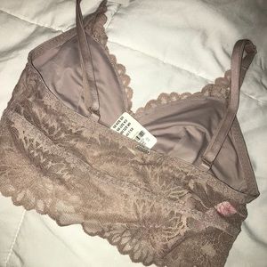 VS Pink Lace bralette NWT